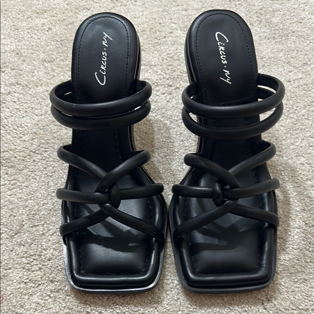 Circus by Sam Edelman Black Heels with Strappy Bow Detail